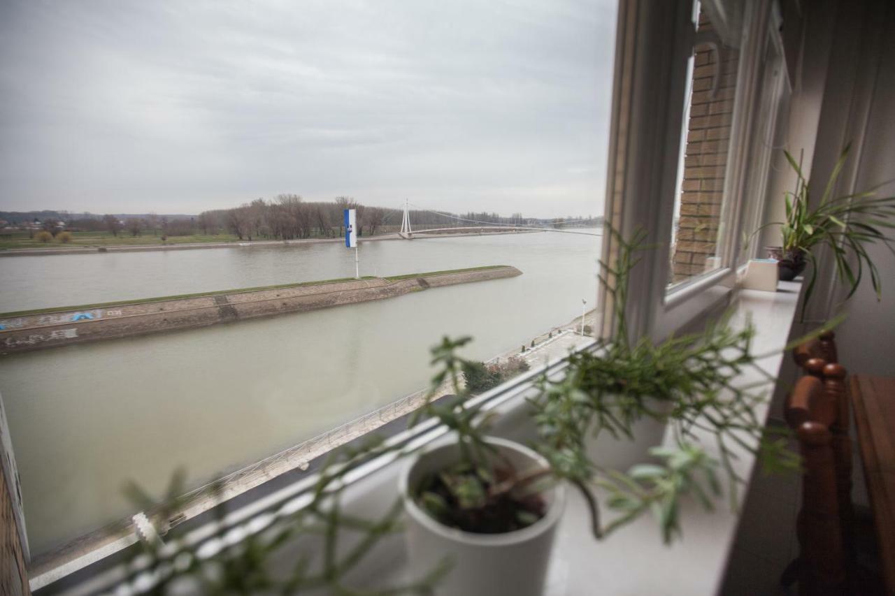Riverview Apartment Osijek Bagian luar foto