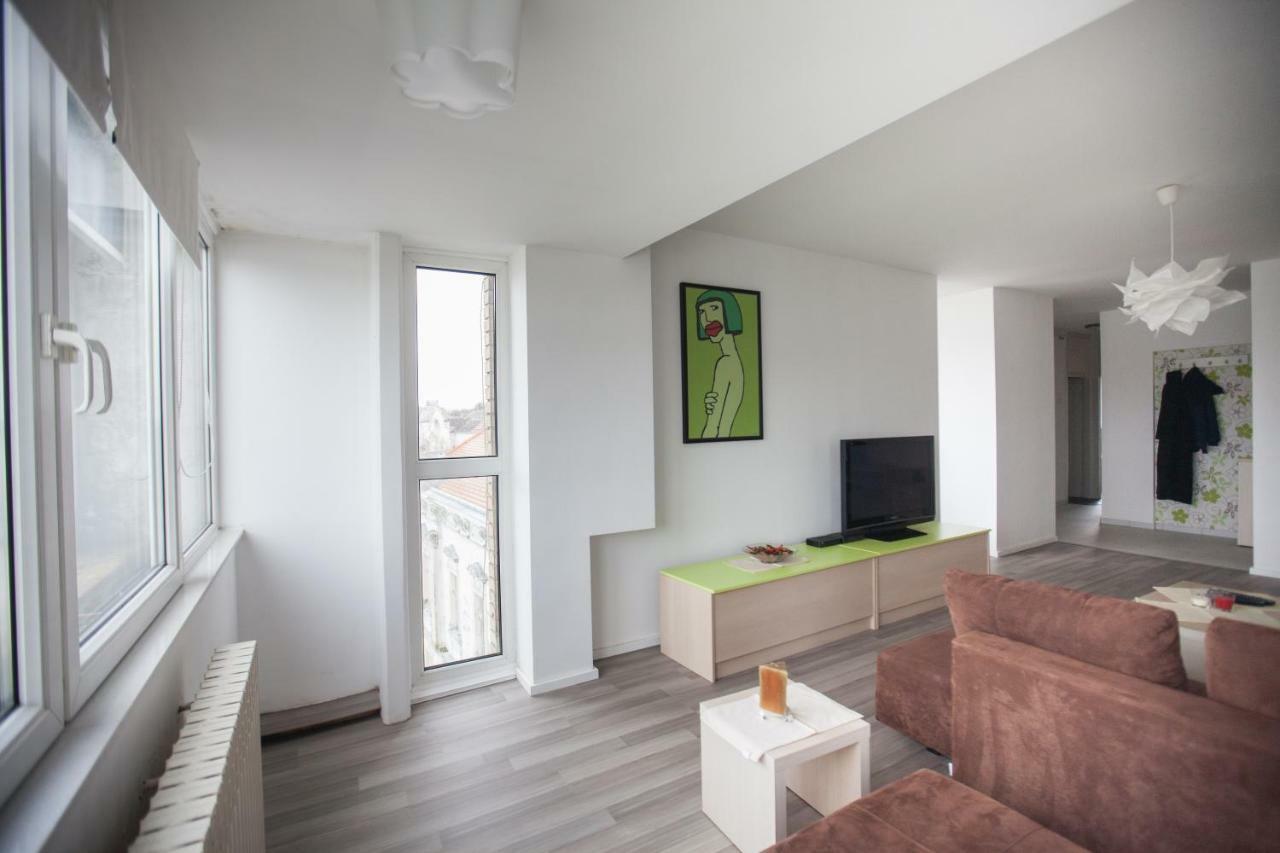Riverview Apartment Osijek Bagian luar foto