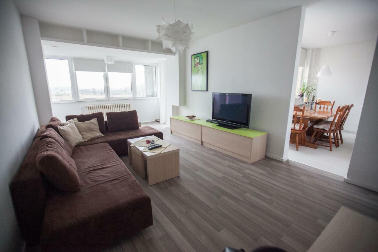 Riverview Apartment Osijek Bagian luar foto